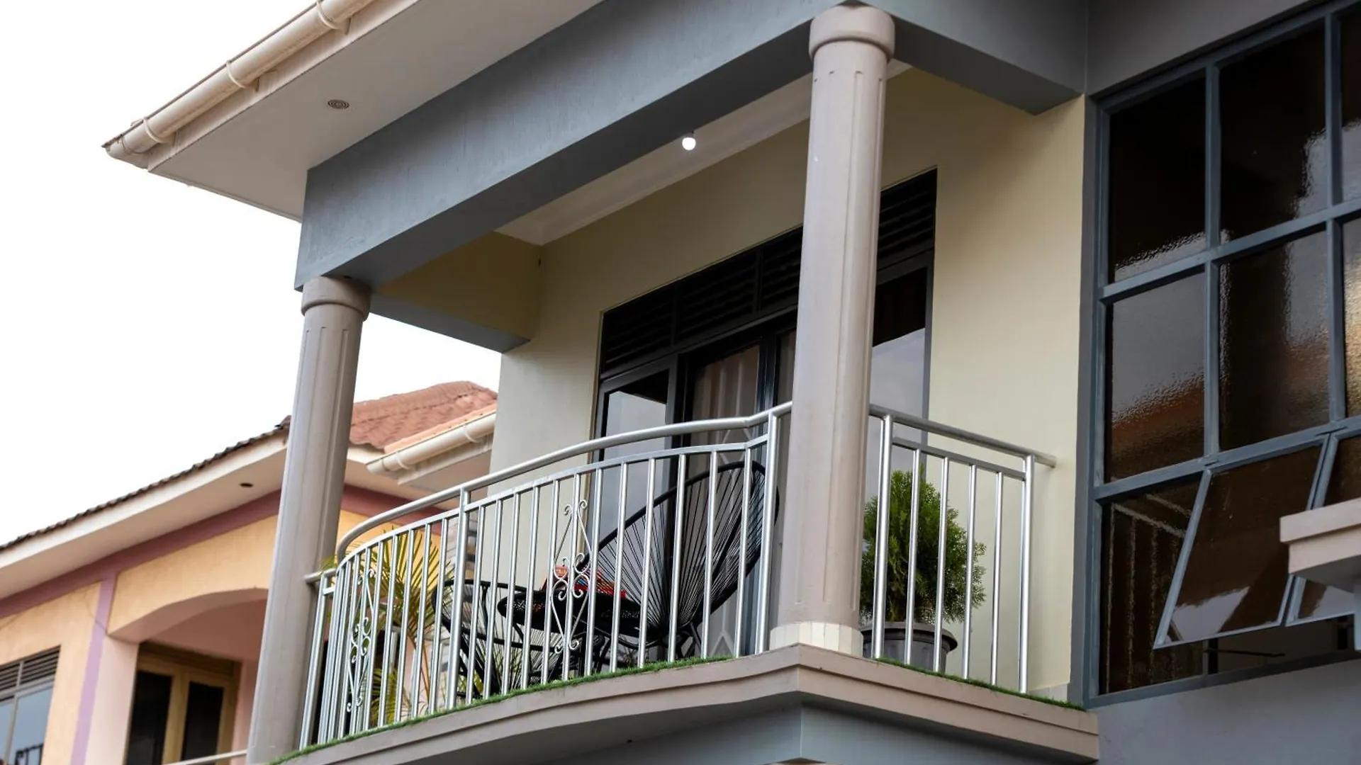 Apartment Shirleyz Cozy Haven - A Delightful Apt In Jinja City